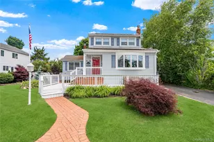 19 Westbridge Dr, Babylon, NY 11702 - Photo 3