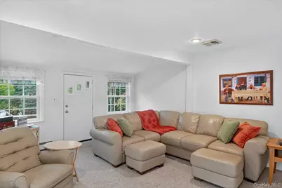 3748 Noyack Road, Sag Harbor, NY 11963 - Photo 5