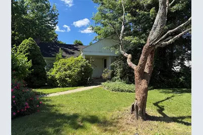 208 Overlook Terrace, East Hills, NY 11577 - Photo 5