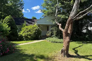 208 Overlook Terrace, East Hills, NY 11577 - Photo 5
