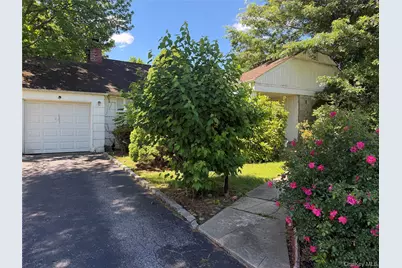 208 Overlook Terrace, East Hills, NY 11577 - Photo 3