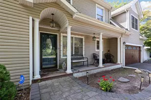 136 Mills Pond Rd, Saint James, NY 11780 - Photo 3