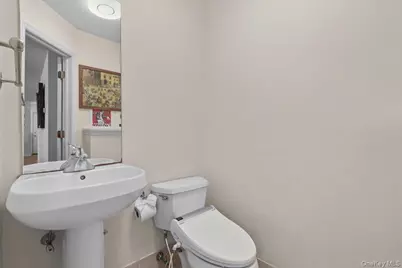 120 Woodruff Avenue, Scarsdale, NY 10583 - Photo 15