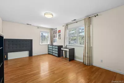 120 Woodruff Avenue, Scarsdale, NY 10583 - Photo 23