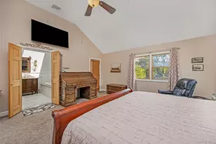 142 Cedar St, Amityville, NY 11701 - Photo 25