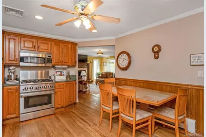 142 Cedar Street, Amityville, NY 11701 - Photo 17