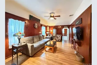 15 Kew Drive, Sound Beach, NY 11789 - Photo 13