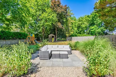 18 N Hampton Avenue, Miller Place, NY 11764 - Photo 33