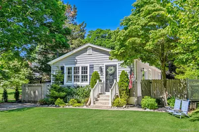 18 N Hampton Avenue, Miller Place, NY 11764 - Photo 3