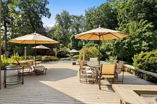 8 Kodiak Dr, Woodbury, NY 11797 - Photo 37