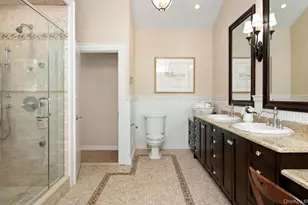 8 Kodiak Dr, Woodbury, NY 11797 - Photo 25