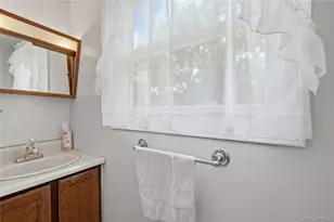 67 Sherwood Dr, Larchmont, NY 10538 - Photo 23