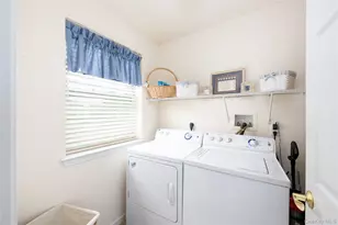 1 Halley Ct, Poughkeepsie, NY 12601 - Photo 17
