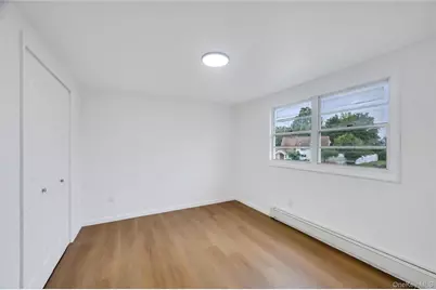 82 Scooter Lane, Hicksville, NY 11801 - Photo 23