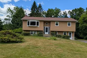 11 Kevin Ct, Montgomery, NY 12549 - Photo 1