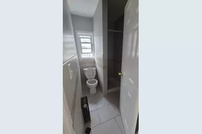 329 Beach 29th Street, Far Rockaway, NY 11691 - Photo 19