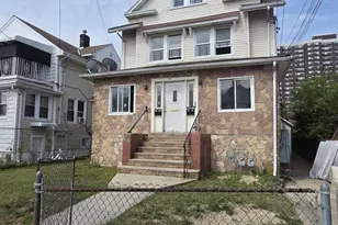 3-29 Beach 29th St, Far Rockaway, NY 11691 - Photo 5