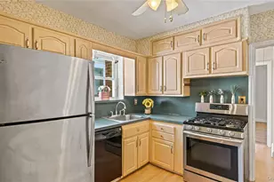 80-46 213th St, Hollis, NY 11427 - Photo 11