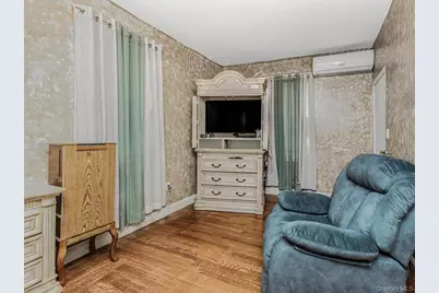 26 Normandy Road, Yonkers, NY 10701 - Photo 9