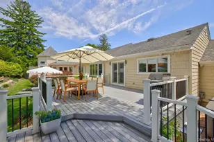 81 Lawrence Hill Rd, Huntington, NY 11743 - Photo 33