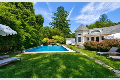 81 Lawrence Hill Road, Huntington, NY 11743 - Photo 35