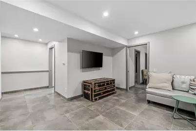 122 Lawrence Avenue, Lawrence, NY 11559 - Photo 35