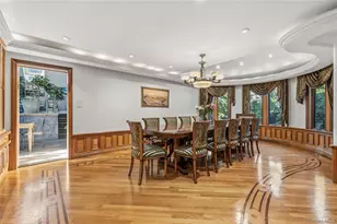 122 Lawrence Ave, Lawrence, NY 11559 - Photo 9