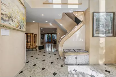 122 Lawrence Avenue, Lawrence, NY 11559 - Photo 5