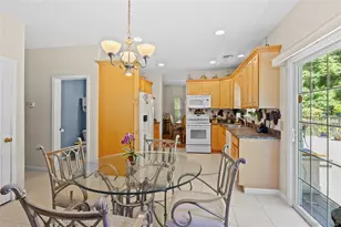 67 Oak St, Centereach, NY 11720 - Photo 11