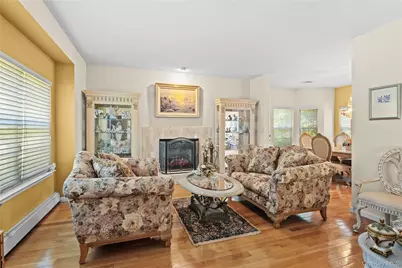 67 Oak Street, Centereach, NY 11720 - Photo 3