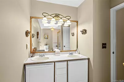 67 Oak Street, Centereach, NY 11720 - Photo 21