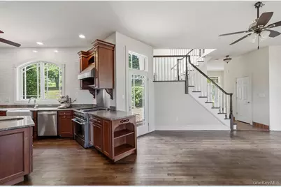 4 Katavolos Drive, Tomkins Cove, NY 10986 - Photo 23