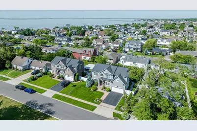 7 Highwater Avenue, Massapequa, NY 11758 - Photo 29
