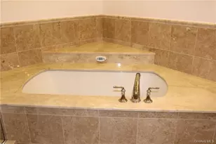 405 Trump Park, Shrub Oak, NY 10588 - Photo 21