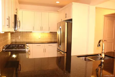 405 Trump Park, Shrub Oak, NY 10588 - Photo 15