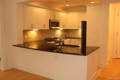 405 Trump Park, Shrub Oak, NY 10588 - Photo 13