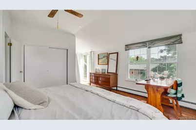 [Address not provided], East Hampton, NY 11937 - Photo 23