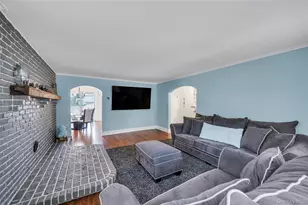 105 Maple Ave, Patchogue, NY 11772 - Photo 7