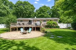4 Cabin Ln, East Setauket, NY 11733 - Photo 25