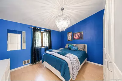 4 Cabin Lane, East Setauket, NY 11733 - Photo 13