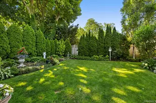 418 Pine Acres Blvd, Brightwaters, NY 11718 - Photo 23