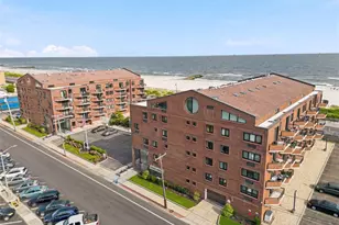 750 W Broadway, Long Beach, NY 11561 - Photo 31