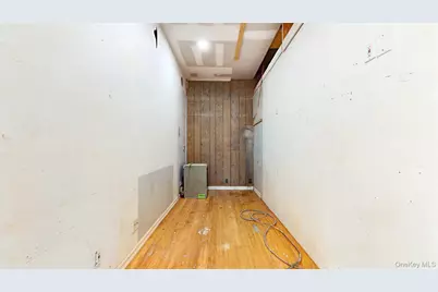 65-19 Myrtle Avenue #StoreFront 2, Glendale, NY 11385 - Photo 5