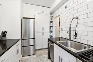9411 Shore Rd, Brooklyn, NY 11209 - Photo 7