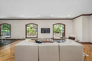 86 Dorchester Dr, Manhasset, NY 11030 - Photo 7