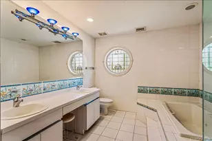 86 Dorchester Dr, Manhasset, NY 11030 - Photo 21