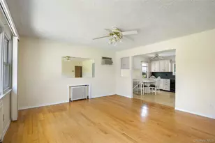 95 Laurel Rd, Lindenhurst, NY 11757 - Photo 11