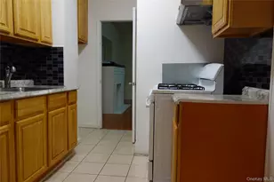 160-11 84th Rd, Jamaica, NY 11432 - Photo 19