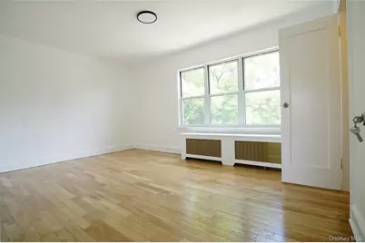 16011 84th Road, Jamaica, NY 11432 - Photo 7