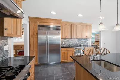 202 Bayport Avenue, Bayport, NY 11705 - Photo 11
